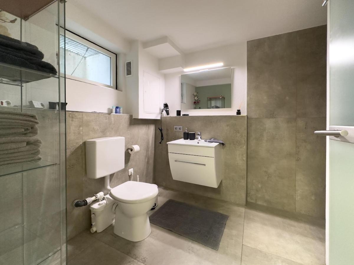 Apartment Modernes 1 In Schwabing Naehe Allianz Arena Und Englischer Garten *